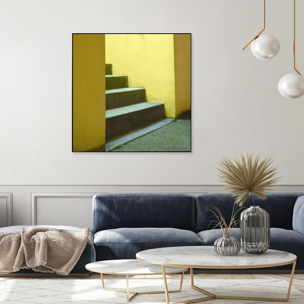 Yellow Stairway-recolor  par Acer Images sur GIANT ART - photo d'art orange