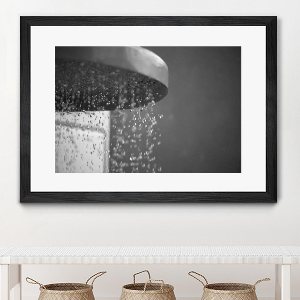 Spa Shower II par Keith Levit sur GIANT ART - salle de bain grise