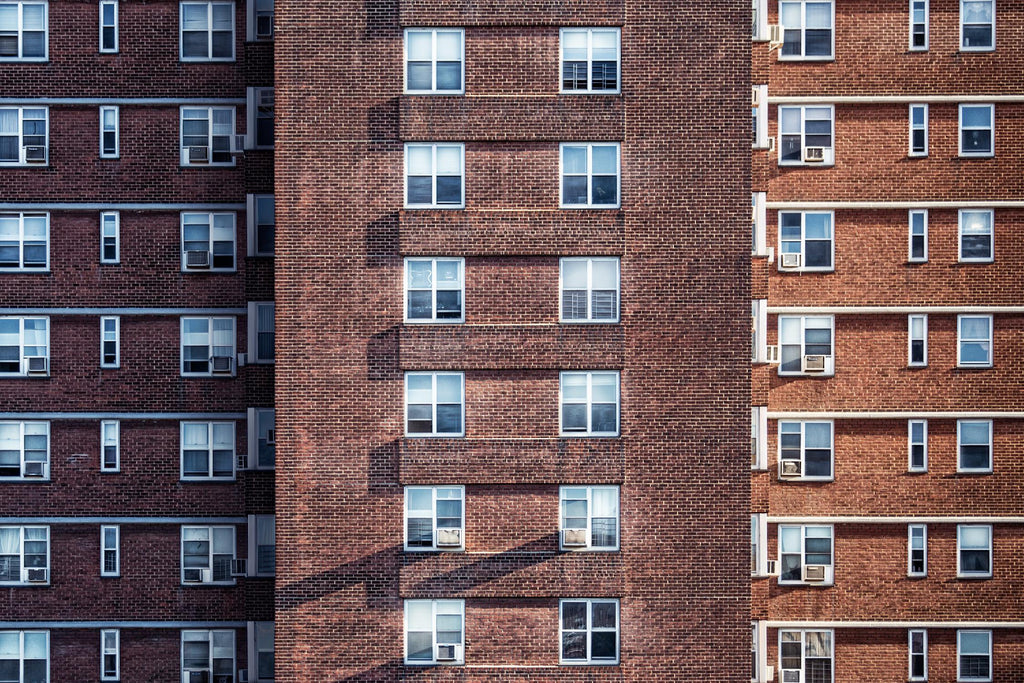 Fenêtres I par Pexels sur GIANT ART - architecture blanche