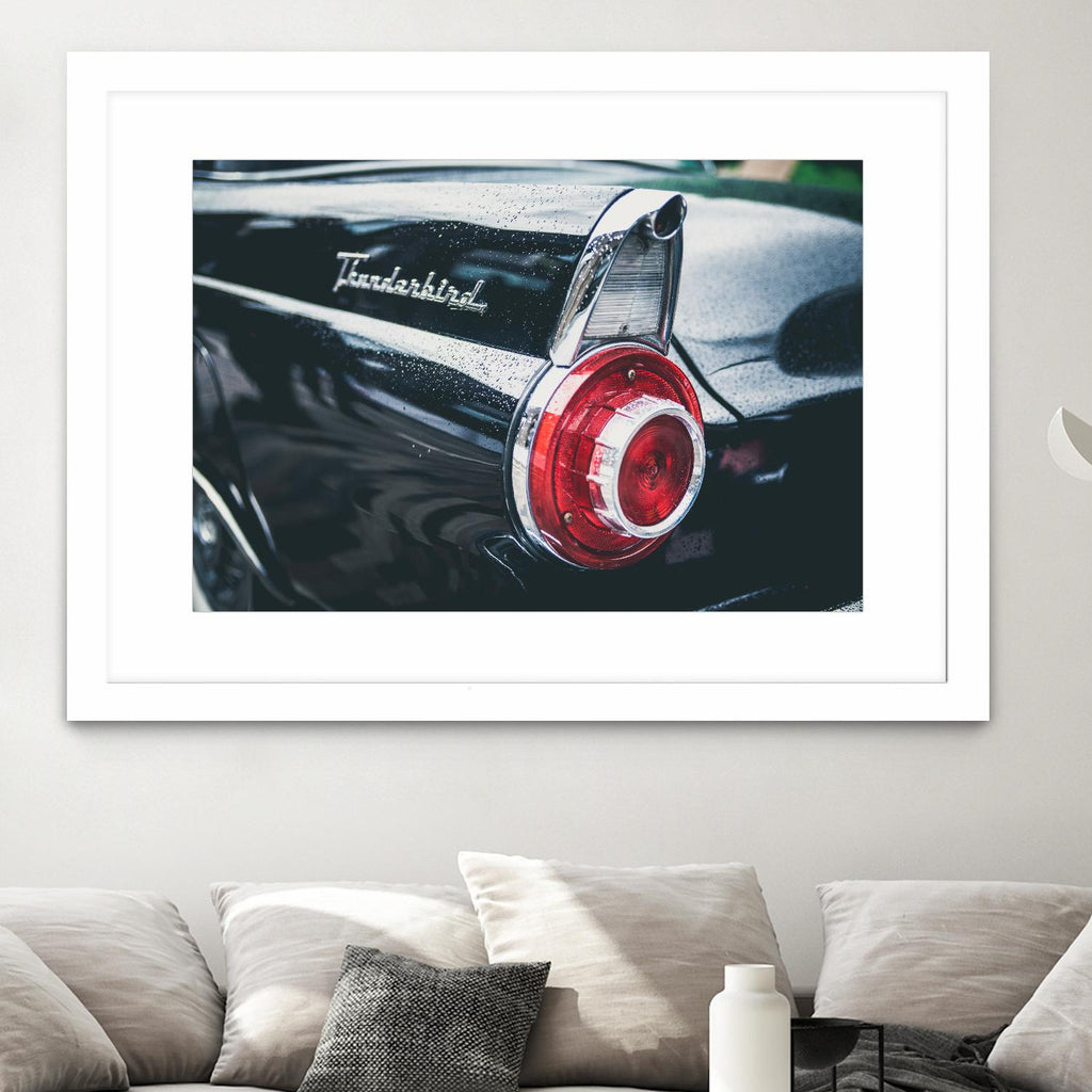 Thunderbird par Pexels sur GIANT ART - véhicule rouge