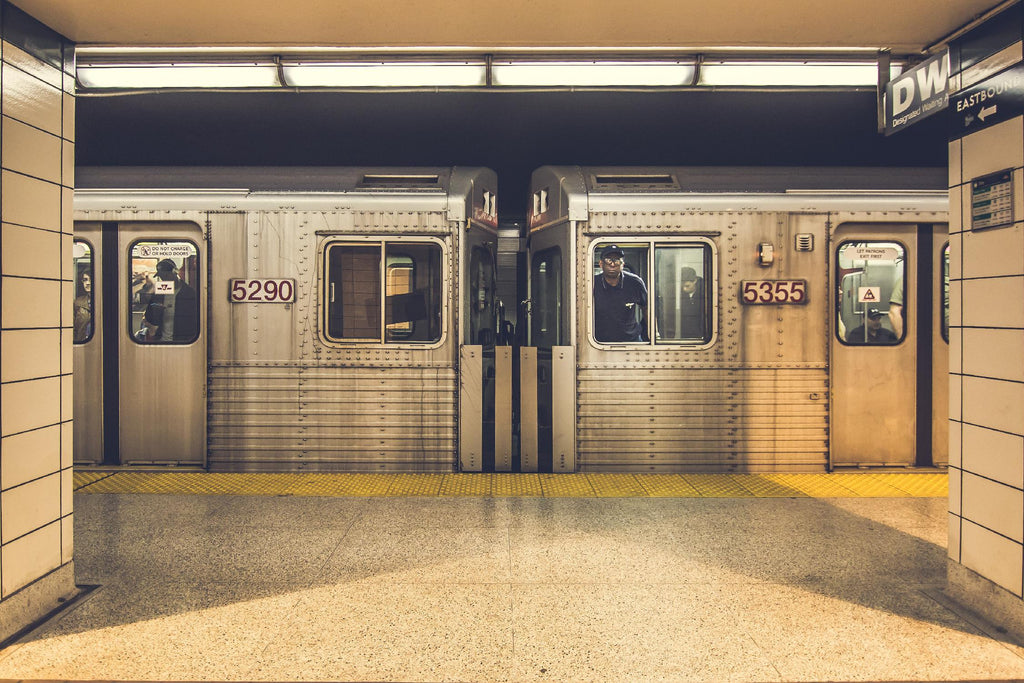 Metro par Pexels sur GIANT ART - argent vie quotidienne